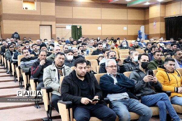 کارگاه آموزش سواد رسانه‌ای ویژه پدران در فشافویه