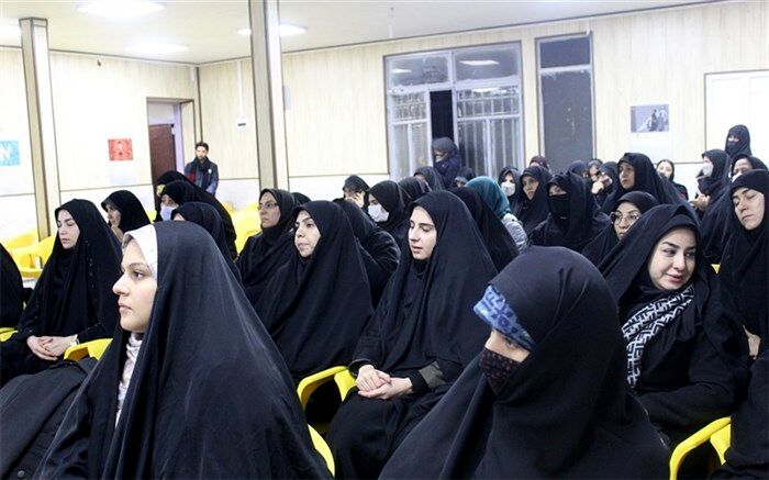 برگزاری نشست «جنگ شناختی دشمن» در موضوع دبیرستان‌های قم