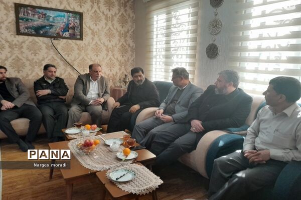 گرامیداشت خانواده شهدا توسط مسئولان شهری ملارد