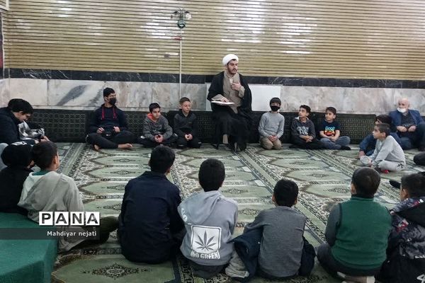 برگزاری کلاس‌های معرفتی، اخلاقی و قرآنی در مسجد جامع رودهن