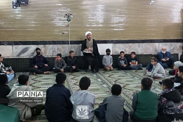 برگزاری کلاس‌های معرفتی، اخلاقی و قرآنی در مسجد جامع رودهن
