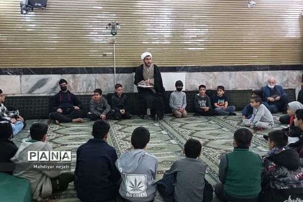 برگزاری کلاس‌های معرفتی، اخلاقی و قرآنی در مسجد جامع رودهن