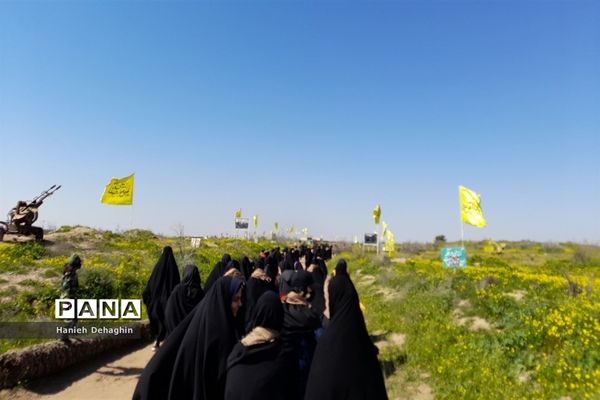 بازدید زائران راهیان نور از اماکن عملیات دفاع مقدس در خوزستان