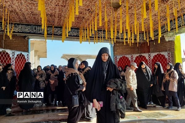 بازدید زائران راهیان نور از اماکن عملیات دفاع مقدس در خوزستان