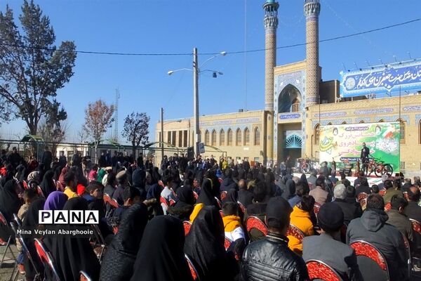 همایش بزرگ پیاده‌روی خانوادگی درشهرستان پیشوا
