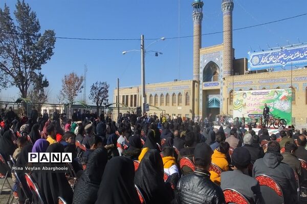 همایش بزرگ پیاده‌روی خانوادگی درشهرستان پیشوا