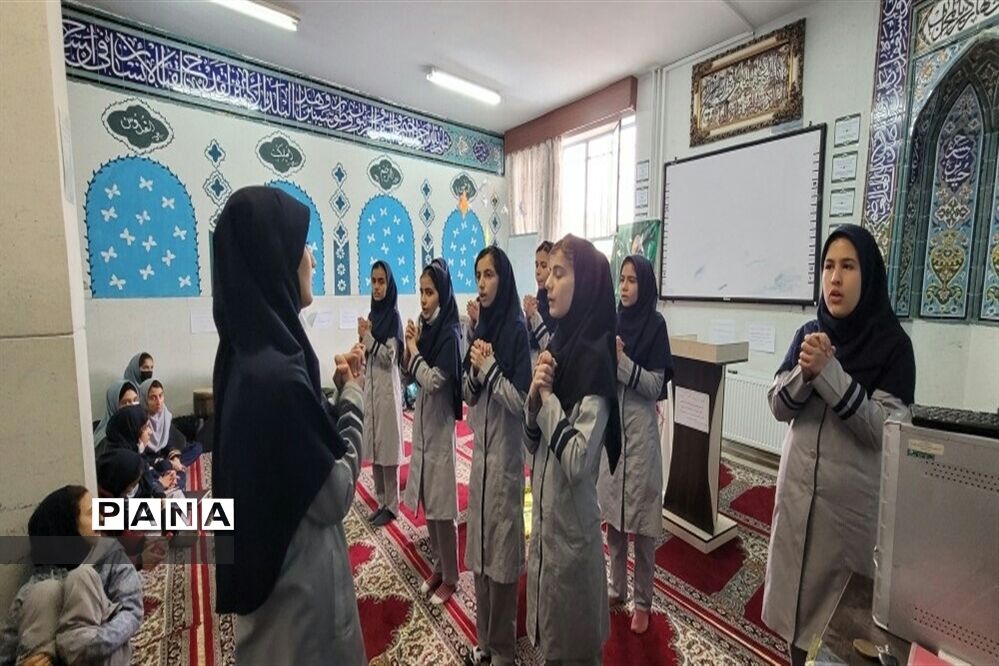 جشن مبعث و برپایی بازارچه دانش‌‌‌آموزی‌ مدرسه شایستگان ملارد