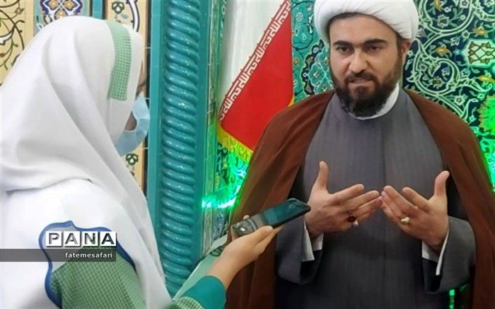 یکی از اهداف بعثت پیامبر علم‌آموزی انسان‌ها بود /فیلم