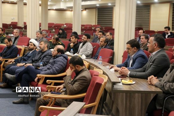 جلسه شورای معاونان آموزش و پرورش قم با حضور وزیر آموزش و پرورش