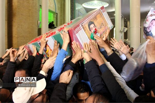مراسم تشییع پیکر پاک شهید علیرضا بادرام
