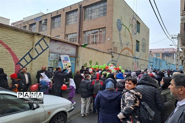 کاروان شادی؛ اختتامیه جشنواره ملی تئاتر درسی در منطقه ۱۰ تهران