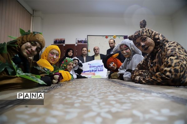 کاروان شادی؛ اختتامیه جشنواره ملی تئاتر درسی در منطقه ۱۰ تهران