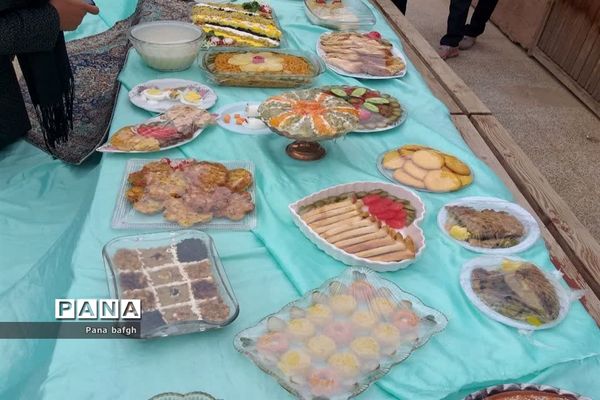 طرح صبحانه سالم سفیران سلامت مدرسه نمونه فردوس بافق