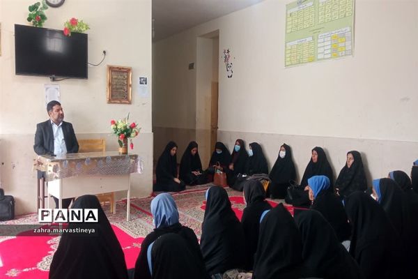 حضور مشاورین آستان قدس رضوی در مروست