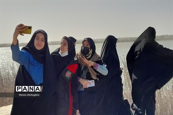 اختتامیه سفر زائران راهیان‌نور دانش‌آموزان پاکدشتی