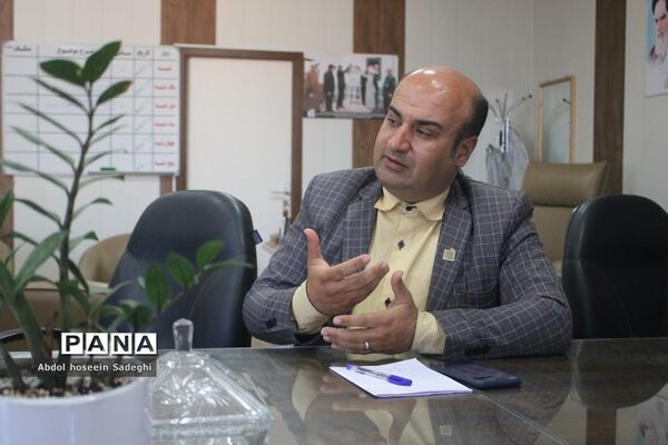 جلسه هم اندیشی مدیران و کارشناسان کانون های فرهنگی تربیتی سراسر استان بوشهر