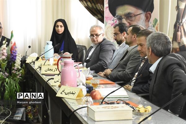 جلسه معاونین پرورشی و تربیت بدنی قطب دو استان مازندران