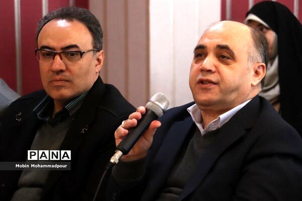 نشست خبری مدیرعامل جمعیت هلال احمر آذربایجان‌شرقی