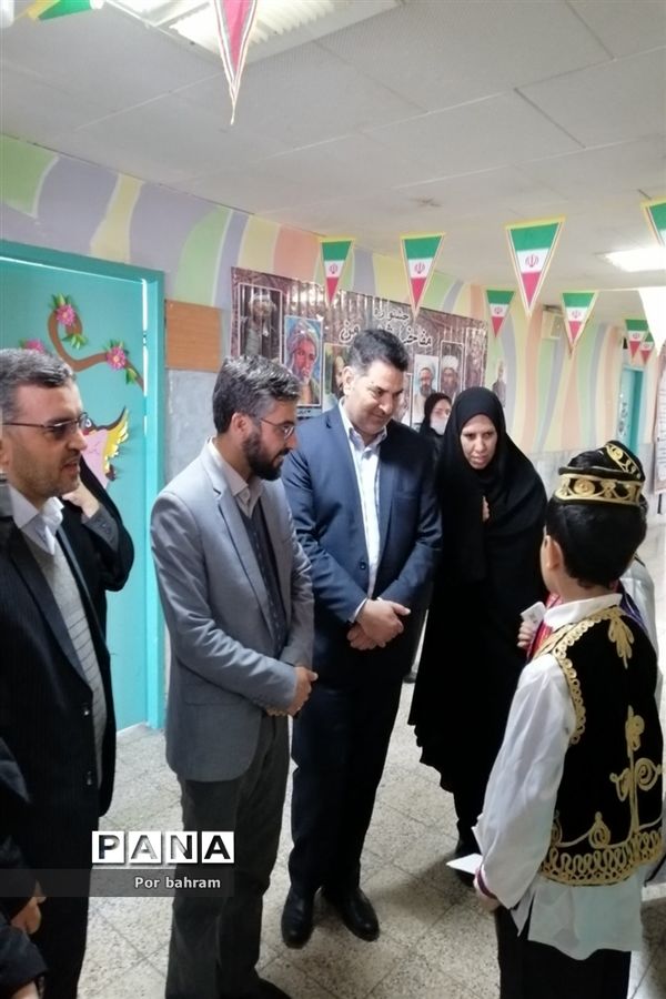 آیین‌های سرزمین من در دبستان سما ۳ ناحیه هفت مشهد مقدس در استان خراسان رضوی