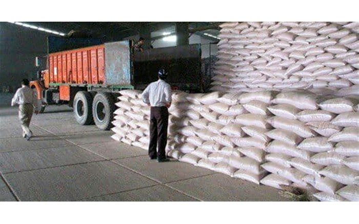 توزیع ۶۸۰۰ تن کود پاییزه بین کشاورزان هشترود