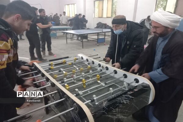 بازی و نشاط دانش‌آموزان در حاشیه اردوی راهیان نور