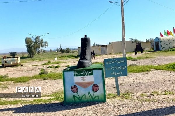 حضور دانش‌آموزان دختر رودهن در اردوگاه شهید  رستگار در اردوی راهیان نور