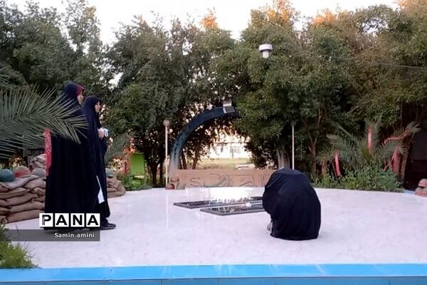 حضور دانش‌آموزان دختر رودهن در اردوگاه شهید  رستگار در اردوی راهیان نور