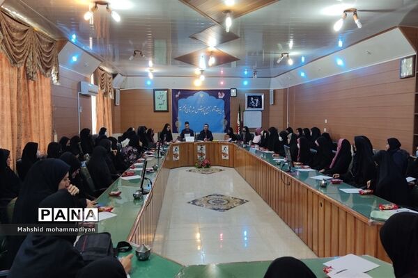 جلسه توجیهی مسابقات قرآن، عترت و نماز دانش‌آموزان برگزیده شهرستان خرّم بید