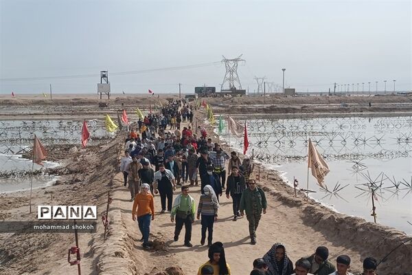حضور دانش‌آموزان پسر دبیرستانی ناحیه 3 در راهیان نور دانش‌آموزی