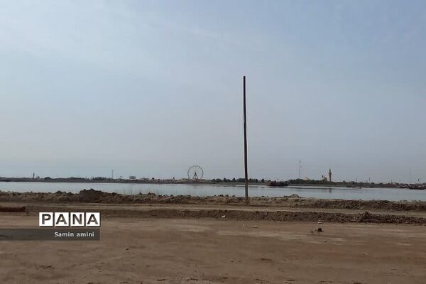 دانش‌آموزان دختر رودهن در اردوی راهیان نور