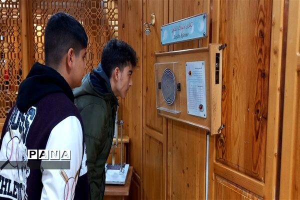 برگزاری اردوی دانش‌آموزان دبیرستان شمس تبریزی نظرآباد از موزه و برج طغرل