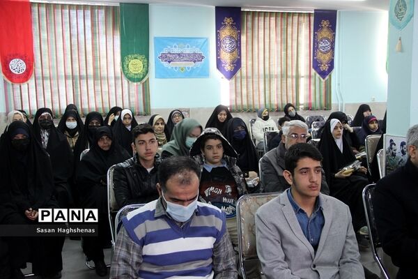 مراسم تجلیل از فعالان حوزه نماز آموزش و پرورش اسلامشهر