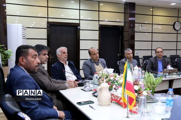 جلسه هم‌افزایی برنامه‌ها و فعالیت‌های مشترک آموزش و پرورش استان بوشهر با دانشگاه خلیج فارس