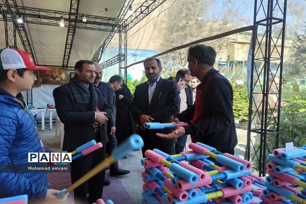 افتتاح نمایشگاه تولیدات دانش‌آموزی قومیت‌ها و بوم گردی منطقه۲