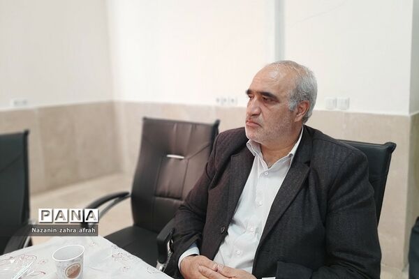 برگزاری نشست هم‌اندیشی مدیران متوسطه دوم در آموزش و پرورش رودهن