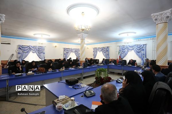 گردهمایی نمایندگان منتخب انجمن‌های اولیاء و مربیان و مدیران مدارس برتر سراسر کشور