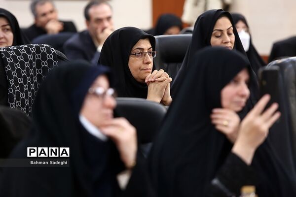 گردهمایی نمایندگان منتخب انجمن‌های اولیاء و مربیان و مدیران مدارس برتر سراسر کشور