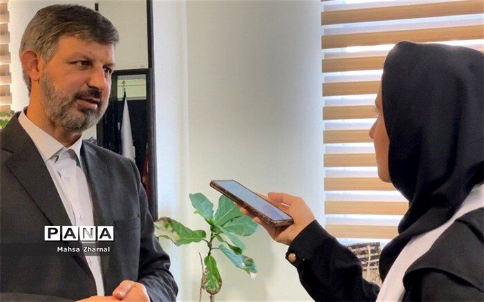 کانون‌ها، موقعیتی غیررسمی و جذاب‌تر از موقعیت‌های رسمی آموزش هستند