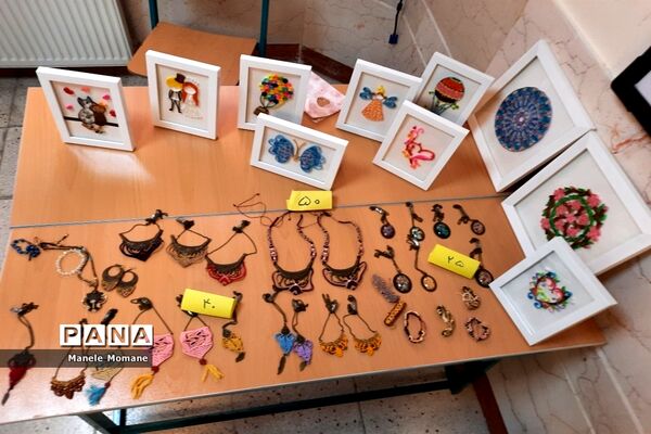 برگزاری جشنواره غذا و صنایع‌دستی در مدرسه فرزانگان شهدای مدافع حرم ملارد