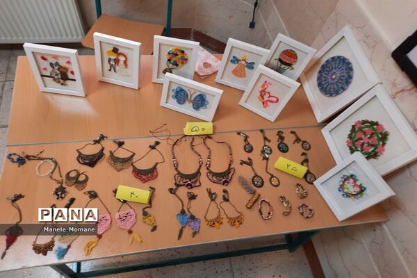 برگزاری جشنواره غذا و صنایع‌دستی در مدرسه فرزانگان شهدای مدافع حرم ملارد