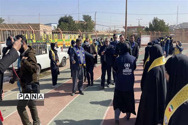 تداوم انقلاب با مانور بزرگ یاوران انقلاب پیشتاز ناحیه یک اهواز