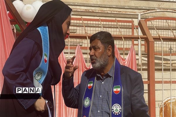 تداوم انقلاب با مانور بزرگ یاوران انقلاب پیشتاز ناحیه یک اهواز