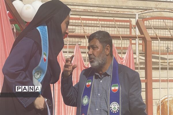 تداوم انقلاب با مانور بزرگ یاوران انقلاب پیشتاز ناحیه یک اهواز