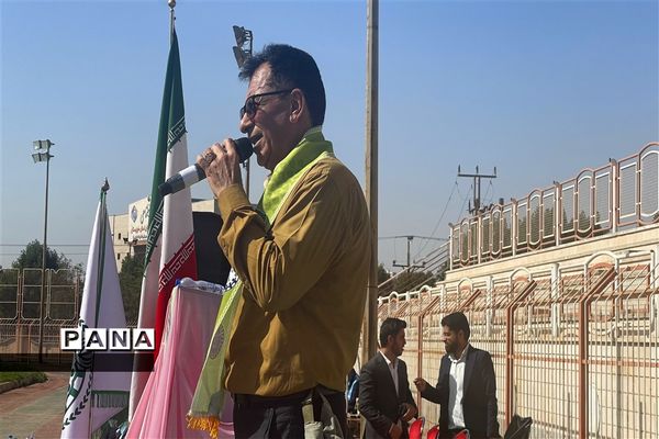 تداوم انقلاب با مانور بزرگ یاوران انقلاب پیشتاز ناحیه یک اهواز