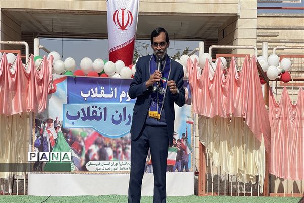 تداوم انقلاب با مانور بزرگ یاوران انقلاب پیشتاز ناحیه یک اهواز