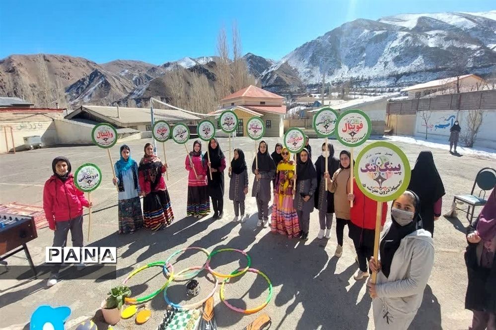 برگزاری المپیاد ورزشی درون مدرسه‌ای در بلده