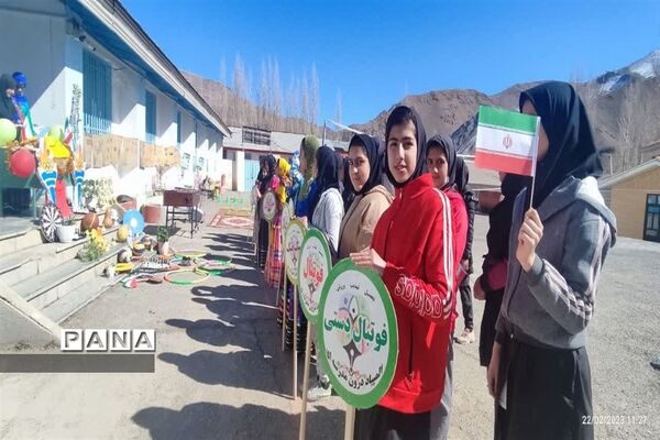 برگزاری المپیاد ورزشی درون مدرسه‌ای در بلده