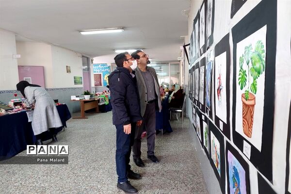 دومین روز نمایشگاه دستان پرتوان دختران سرزمین من در ملارد