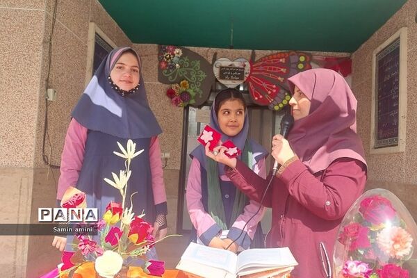 برگزاری اعیاد شعبانیه در مدارس رودهن