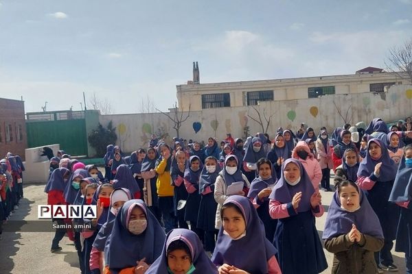 برگزاری اعیاد شعبانیه در مدارس رودهن